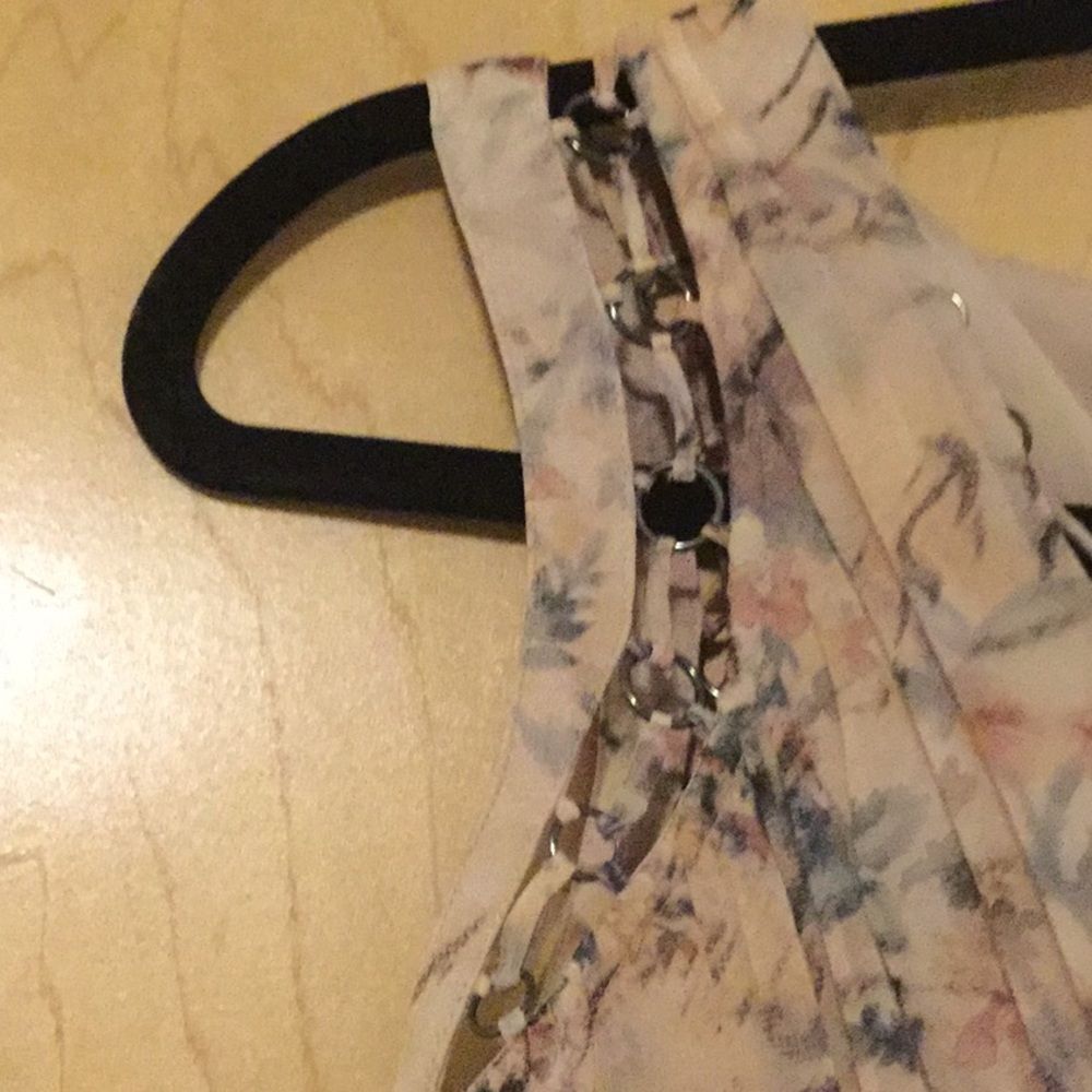 Haute Hippie Runway Ring-Inset Floral-Print Silk - Picture 8 of 16